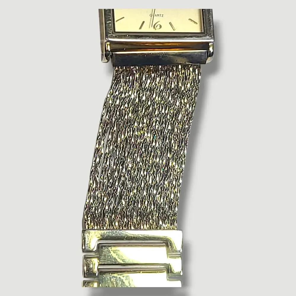 Embassy By Gruen Ladies Watch Quartz Gold Tone‎ New Battery Women's
